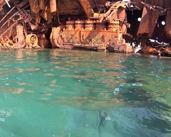Dimitrios Shipwreck hajóroncs, a hajó motorja,Peloponnészosz, Görögország
