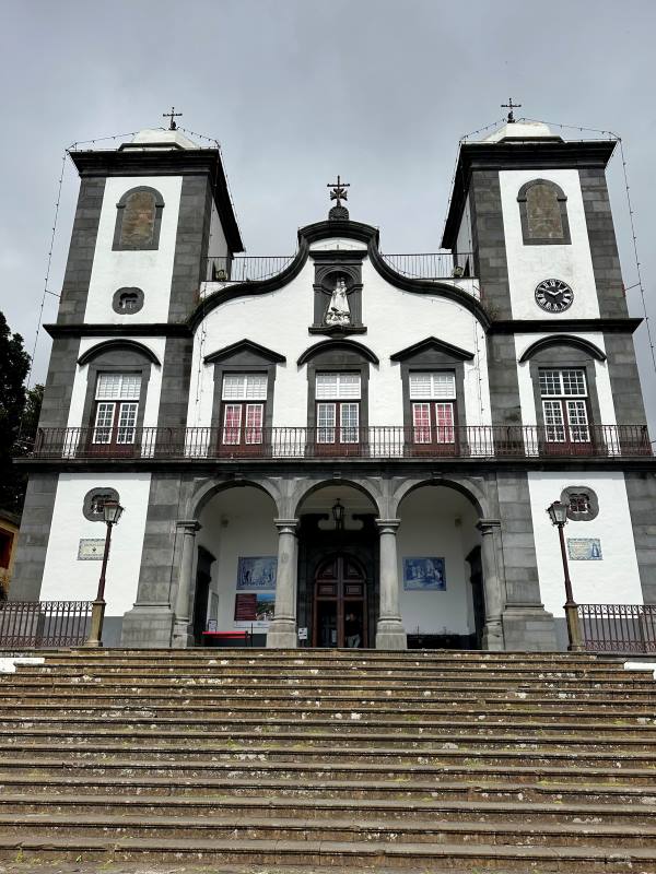 Miasszonyunk templom Monte, Funchal, Madeira , Portugália, IV. Károly utolsó magyar király nyughelye