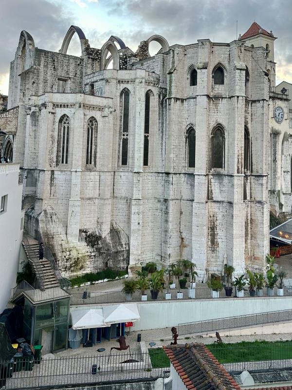 Carmo templom Lisszabon, Portugália